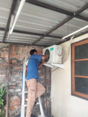 Tukang AC Terpercaya: Solusi Tepat untuk Masalah Pendingin Udara Anda